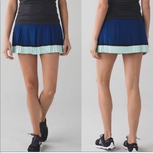 LULULEMON | Pleat to Street Skirt II 4 NWOT
